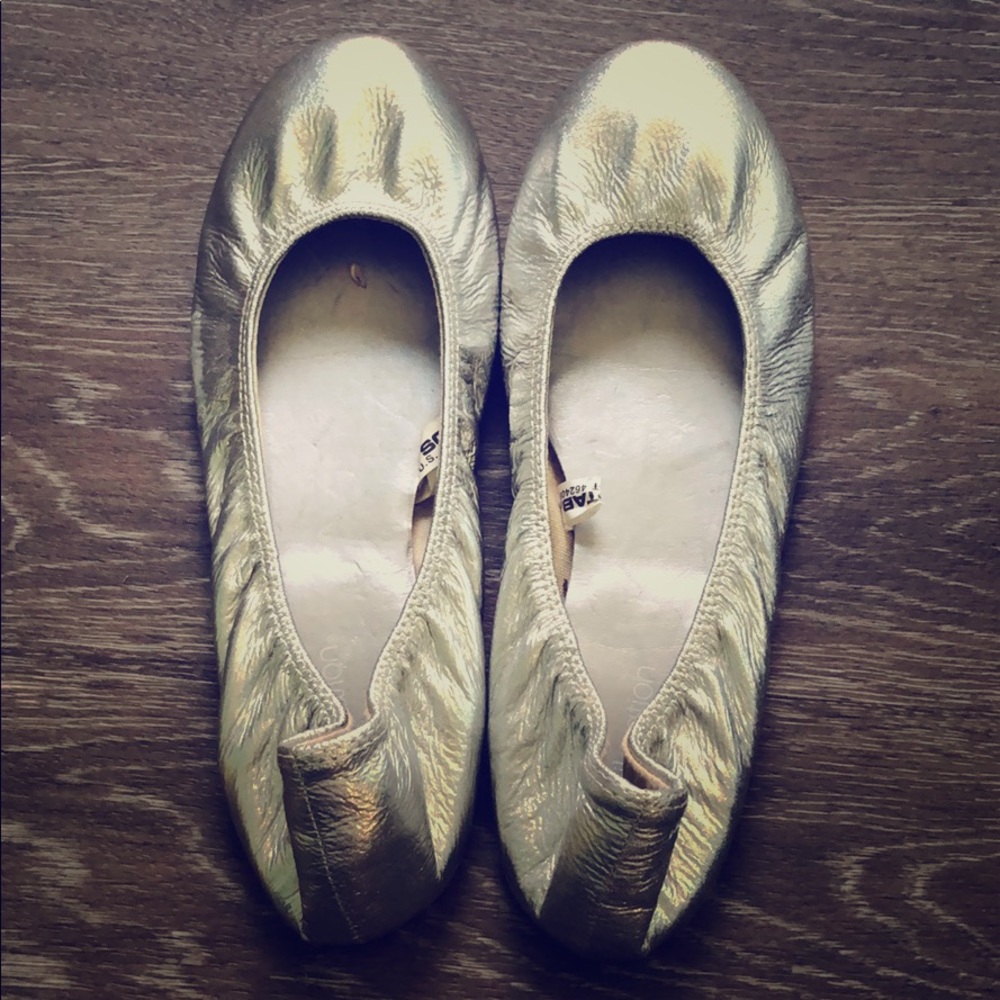Size 5.5 Silver Ballet flats